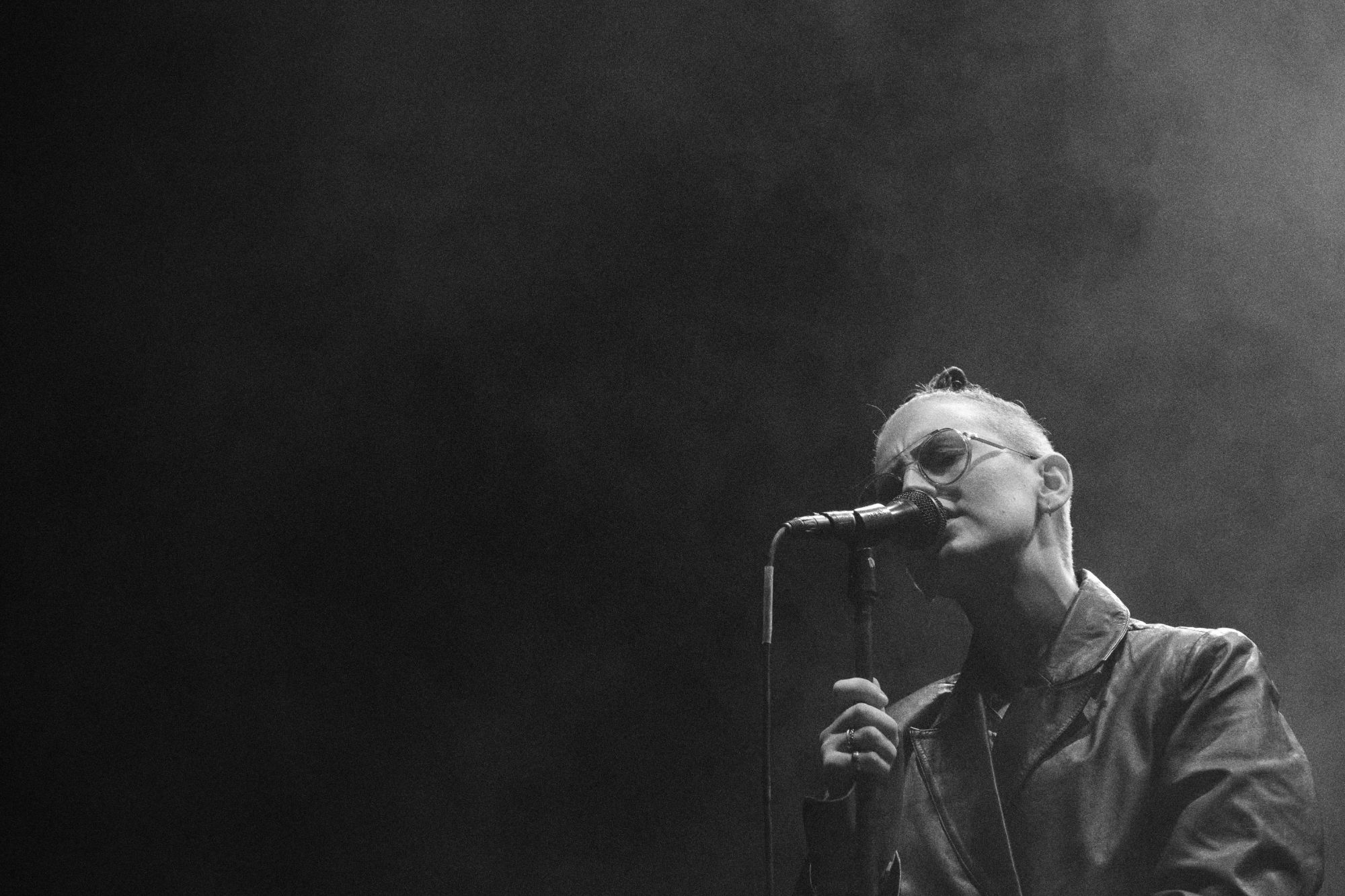 Black and white photo of Gus Gus performing live at Rock for Churchill